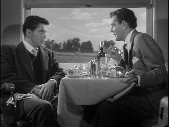 Strangers_on_a_Train_-_In_the_dining_car