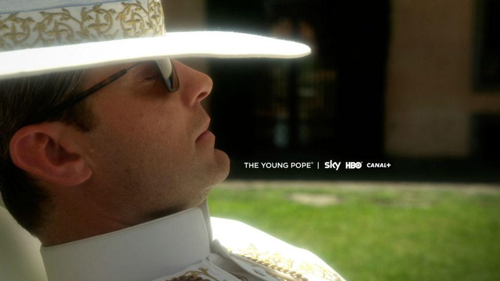 the_young_pope_first_look_-_h_-_2015
